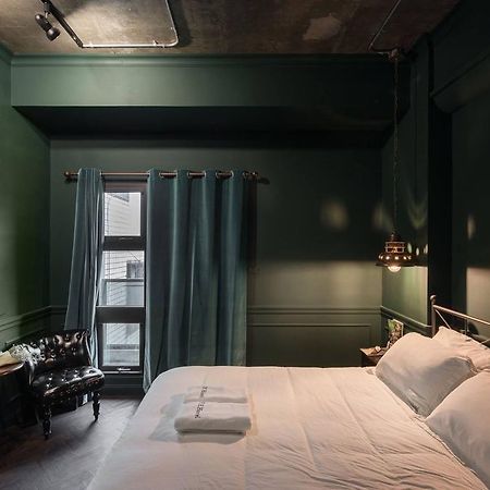 Railway Hualien Hostel Esterno foto